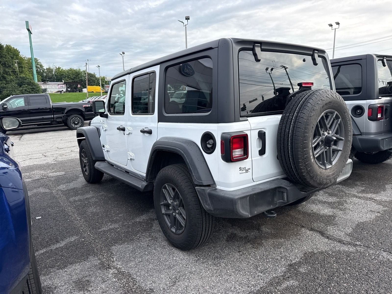 Used 2025 Bright White Clearcoat Jeep Sport S image 3