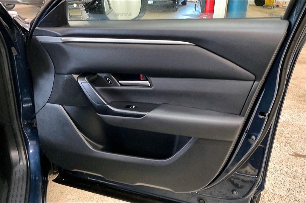 2025 MAZDA CX-50 - Image 22