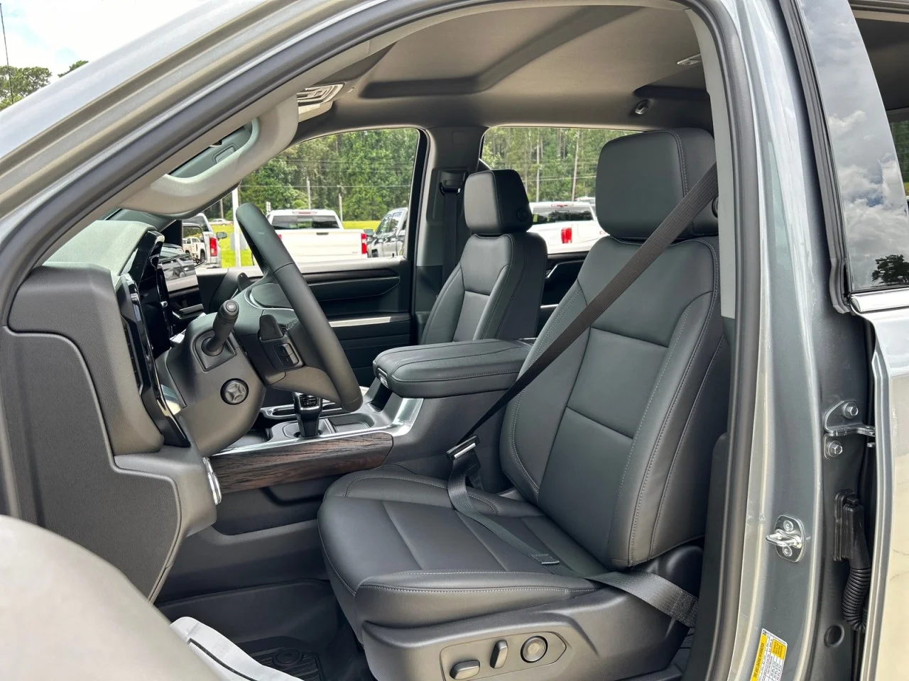 New 2026 Sterling Metallic GMC SLT image 18