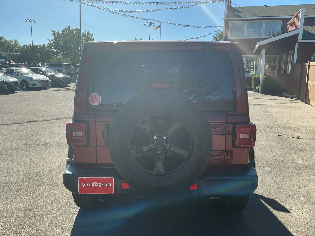 Used 2021 Snazzberry Pearl Jeep Unlimited Altitude image 6