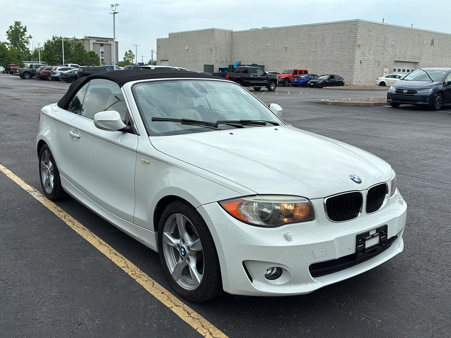 Used 2012 Alpine White BMW 128i image 21