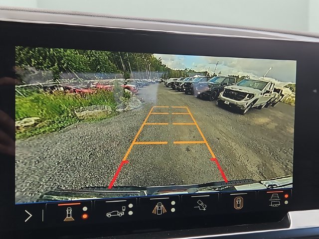 New 2026 Sterling Metallic GMC Elevation image 7