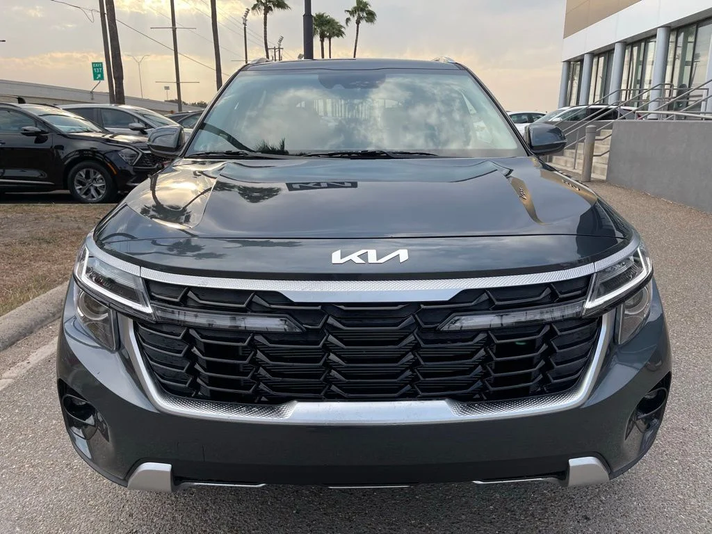 New 2026 Gray Kia EX image 2