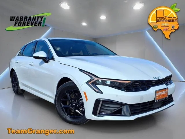 Pre-Owned 2026 Kia K5 LXS FWD 4D Sedan