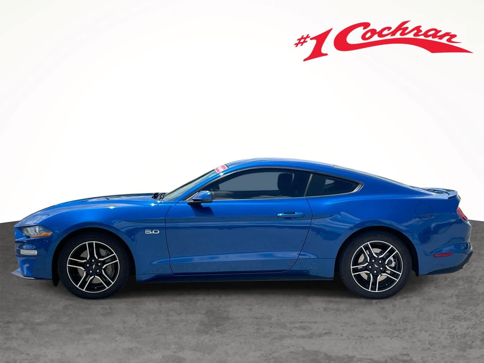 Used 2018 Lightning Blue Metallic Ford GT Premium image 15