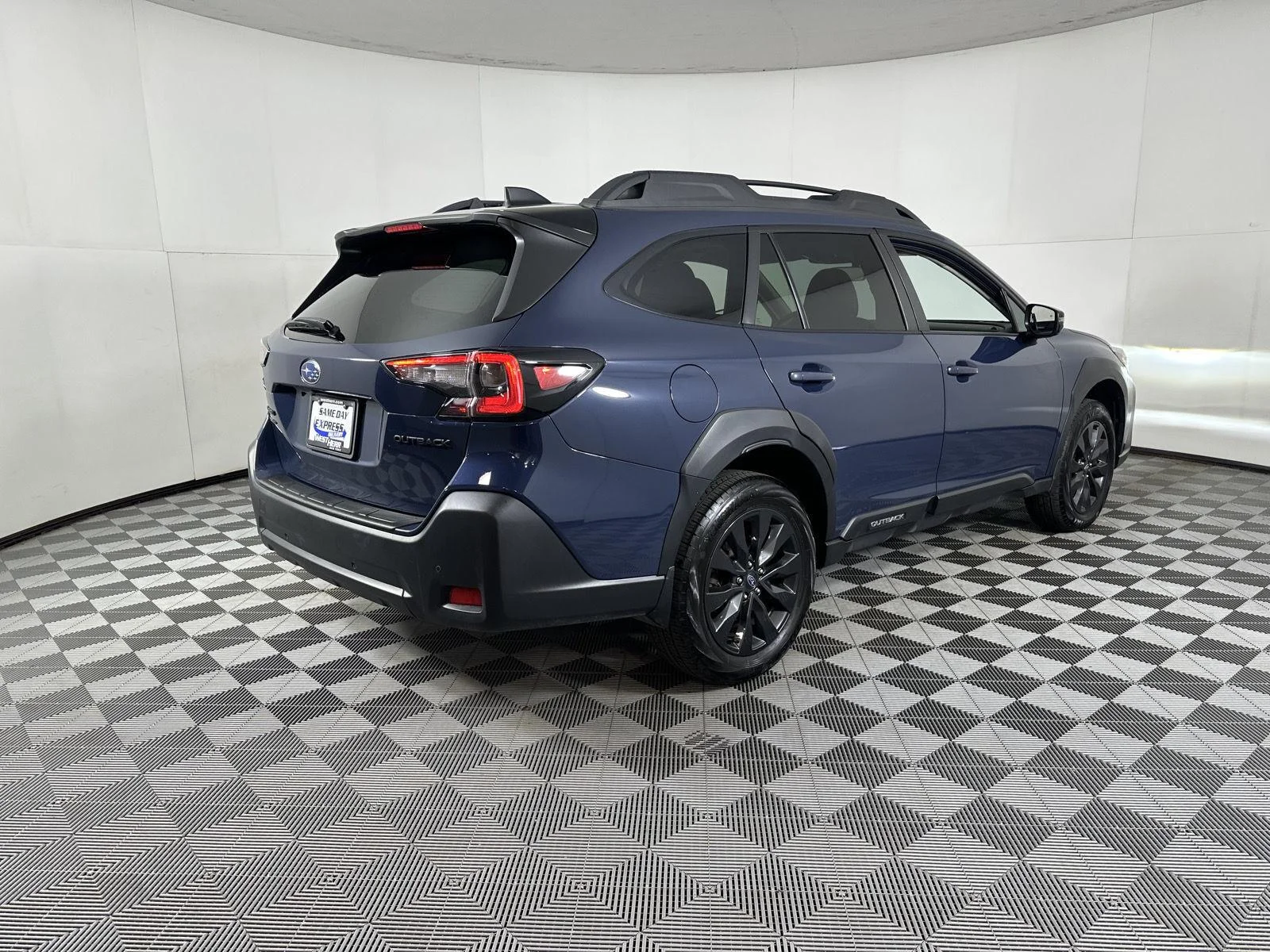 Used 2024 Cosmic Blue Pearl Subaru Onyx Edition image 9