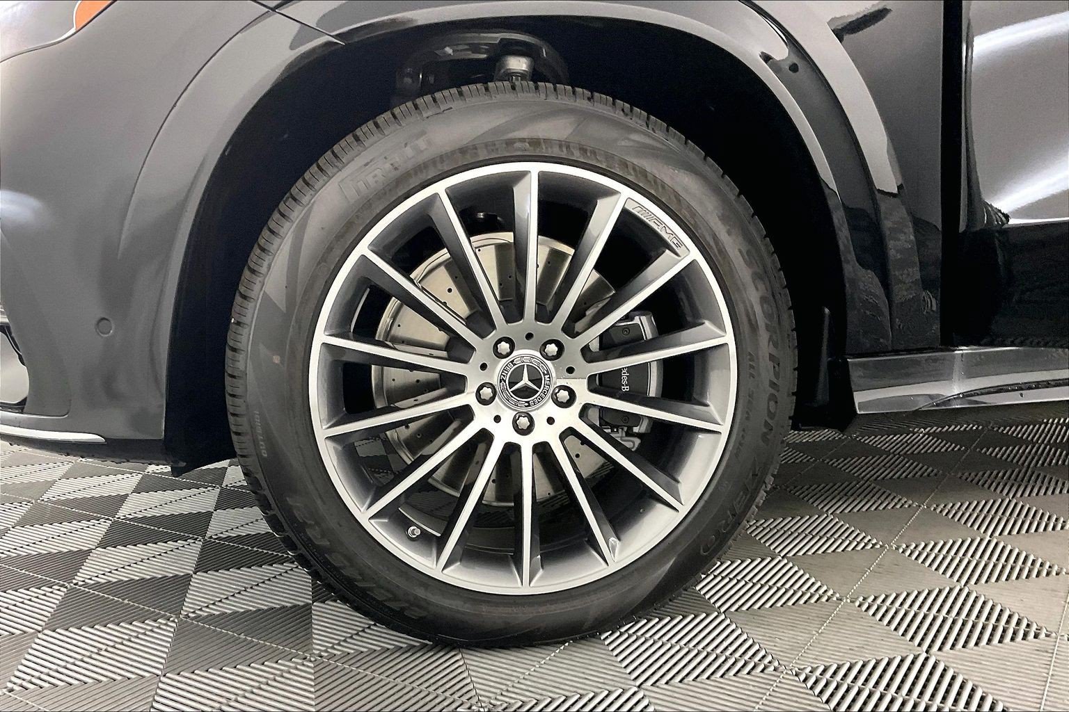 New 2026 Black Mercedes-Benz GLE 350 image 24