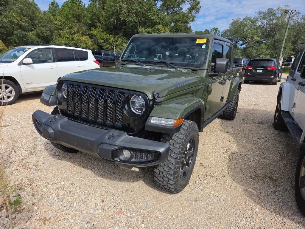 Used 2022 Green Jeep Willys image 4