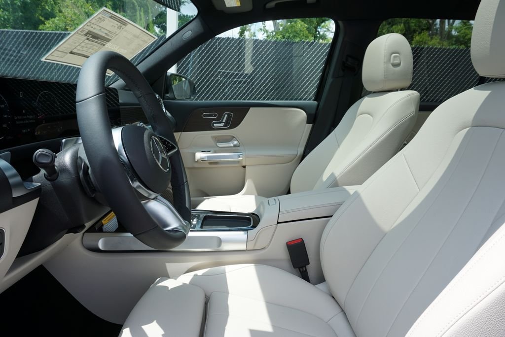 2025 Mercedes-Benz GLB Base - Photo 23