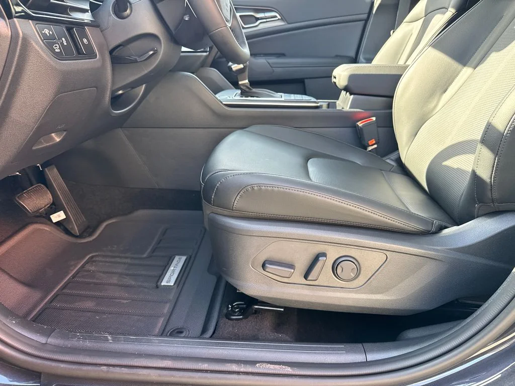 New 2026 Gray Kia EX image 10