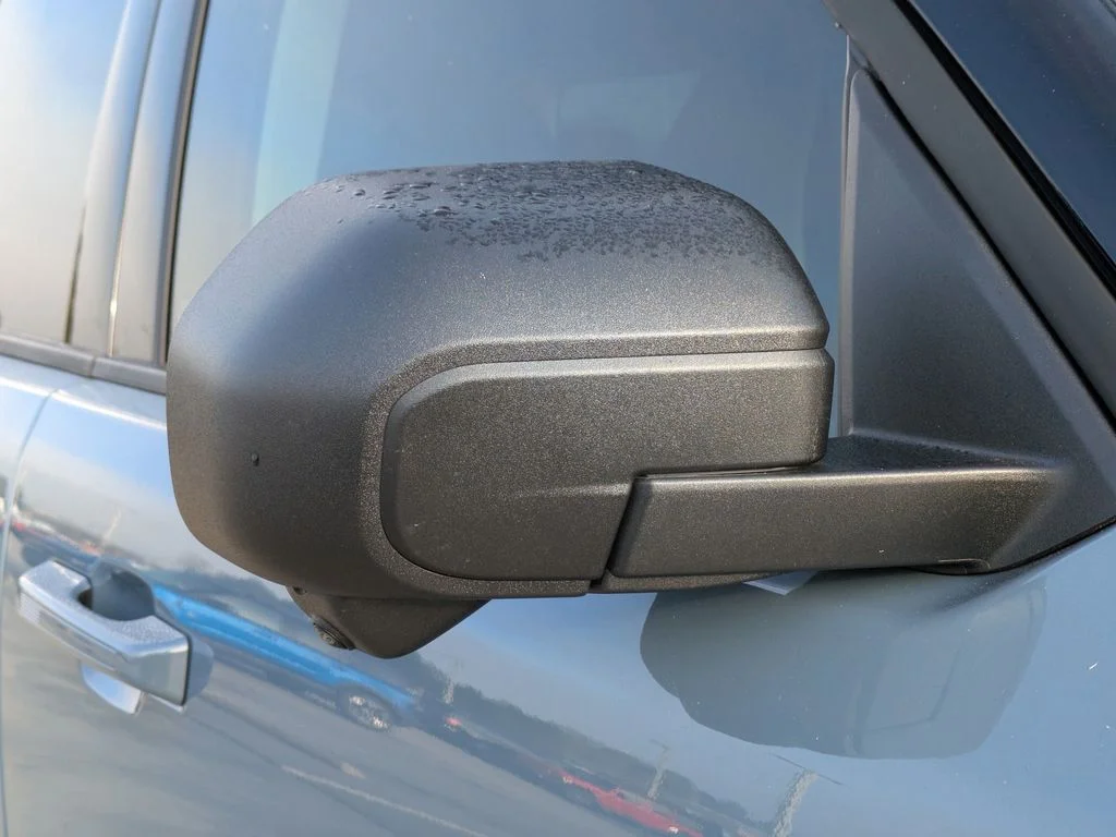 New 2025 Azure Gray Metallic Tri-Coat Ford Outer Banks image 11