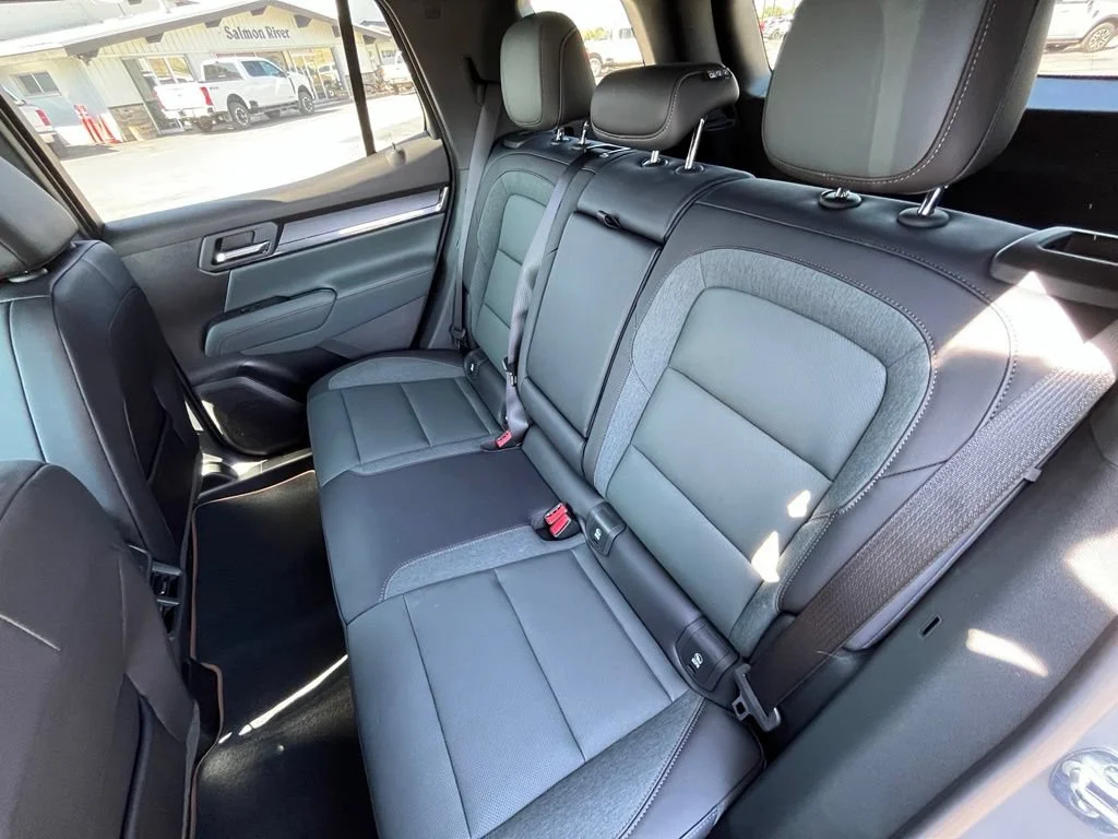 2027 GMC Terrain AT4 - Photo 14