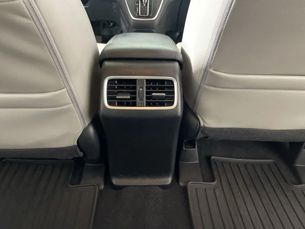 Used 2016 Gray Honda EX-L image 18