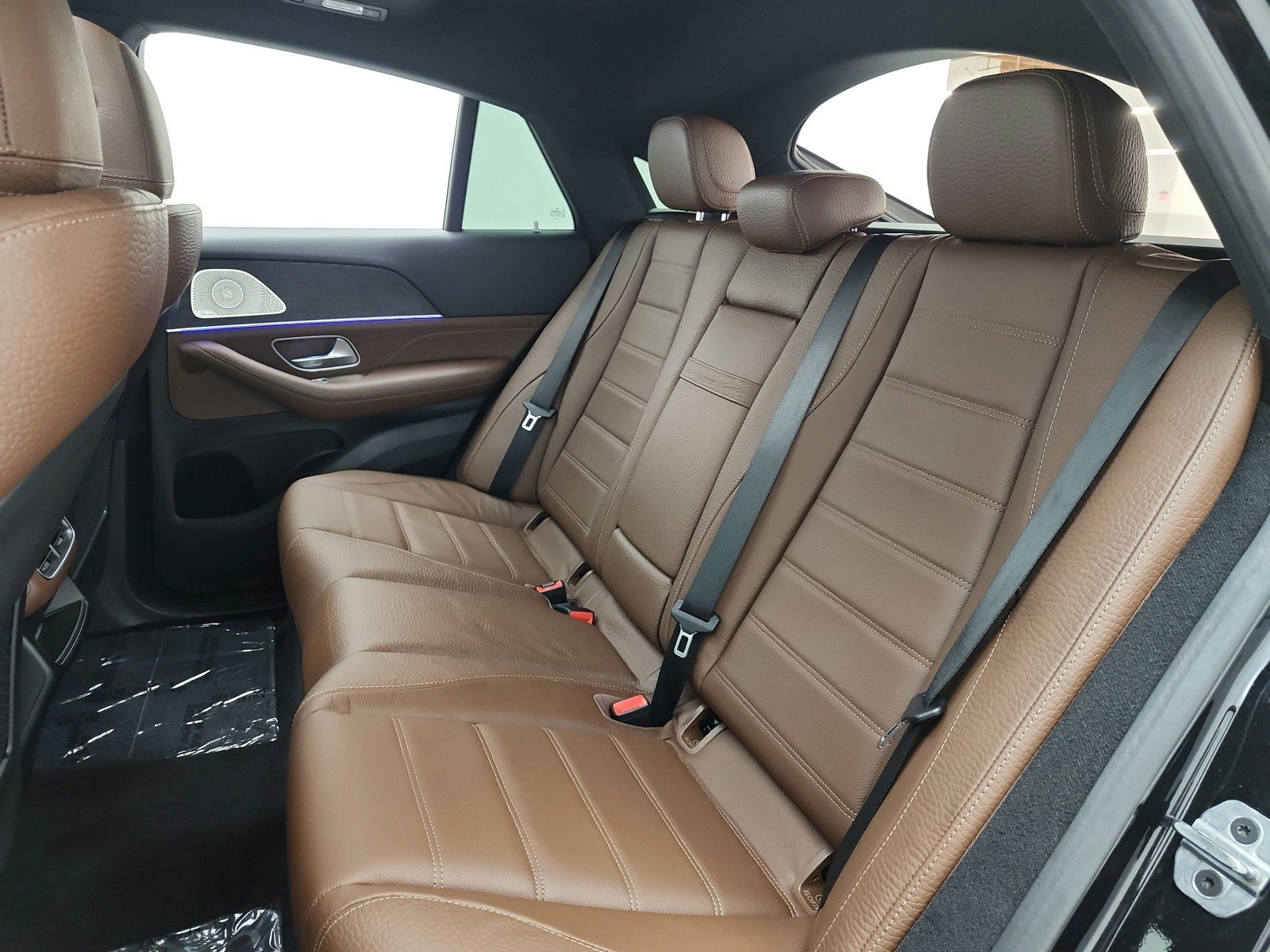 Certified Used 2025 Obsidian Black Metallic Mercedes-Benz GLE 450 4MATIC® Coupe image 15
