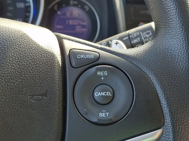 Used 2017 White Honda EX image 23