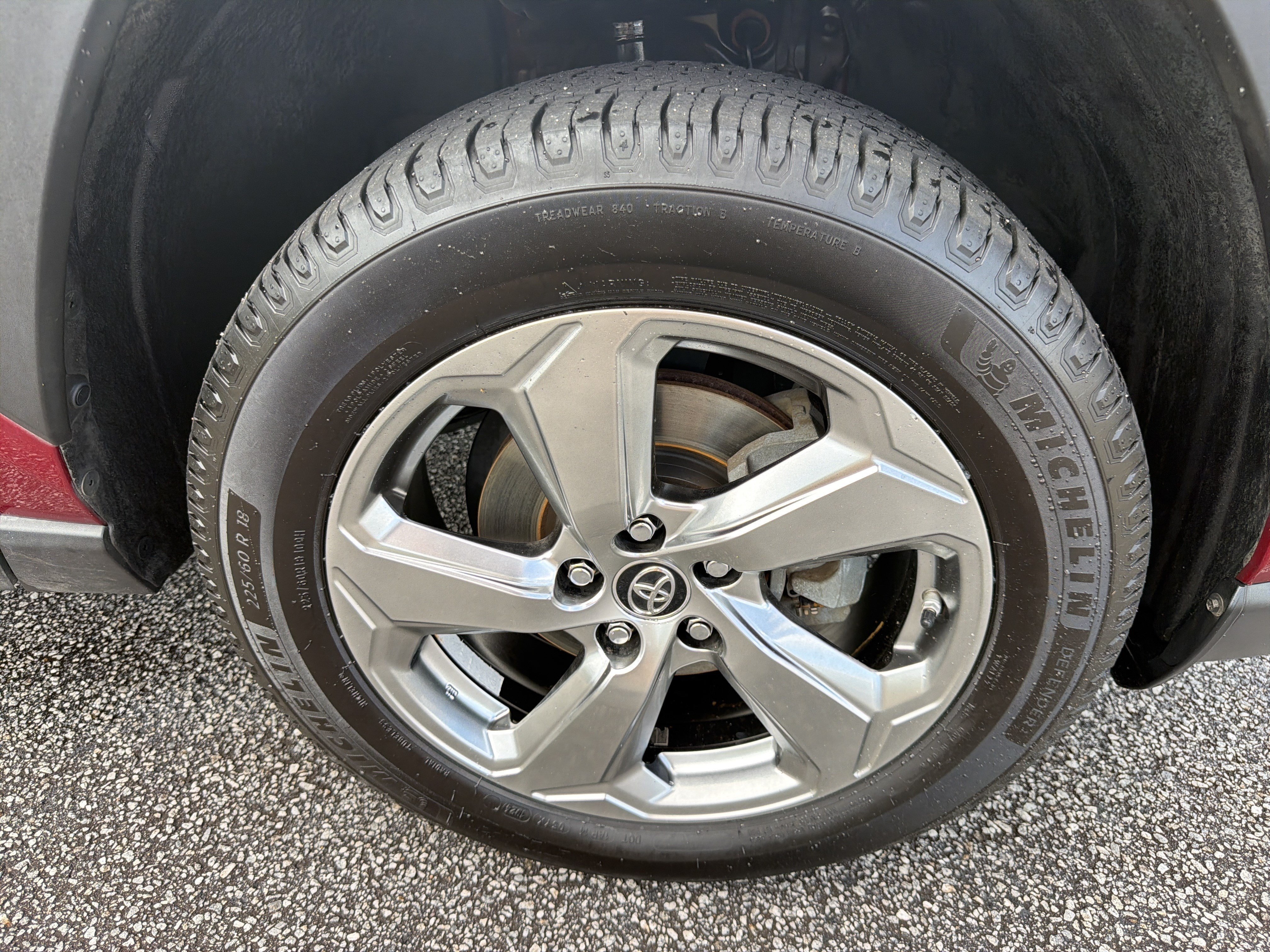 Used 2019 Pearl Toyota Limited image 23