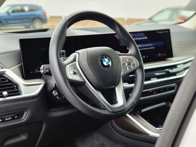 Certified Used 2024 White BMW xDrive40i image 19