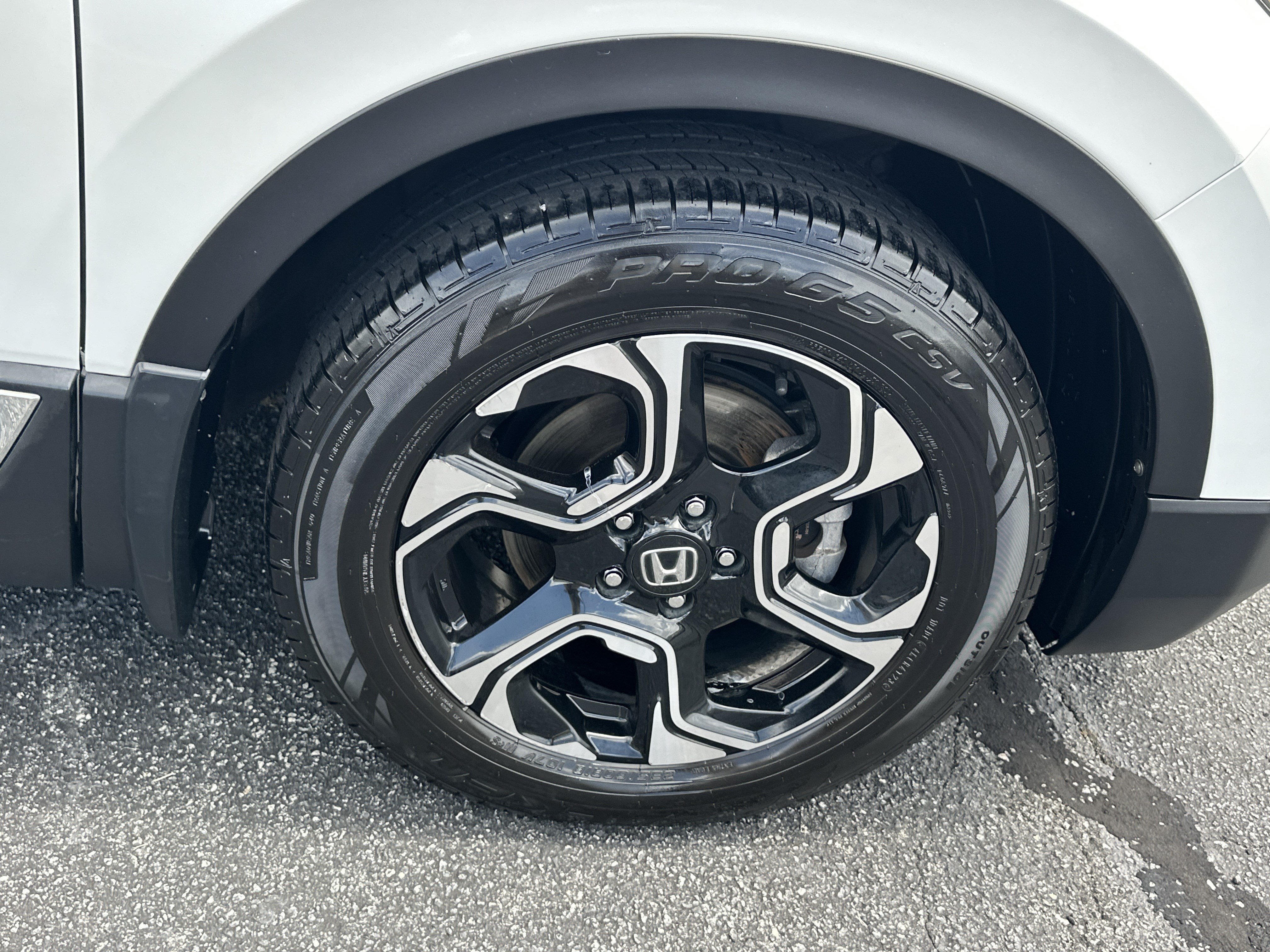 Used 2019 Platinum White Pearl Honda Touring image 14