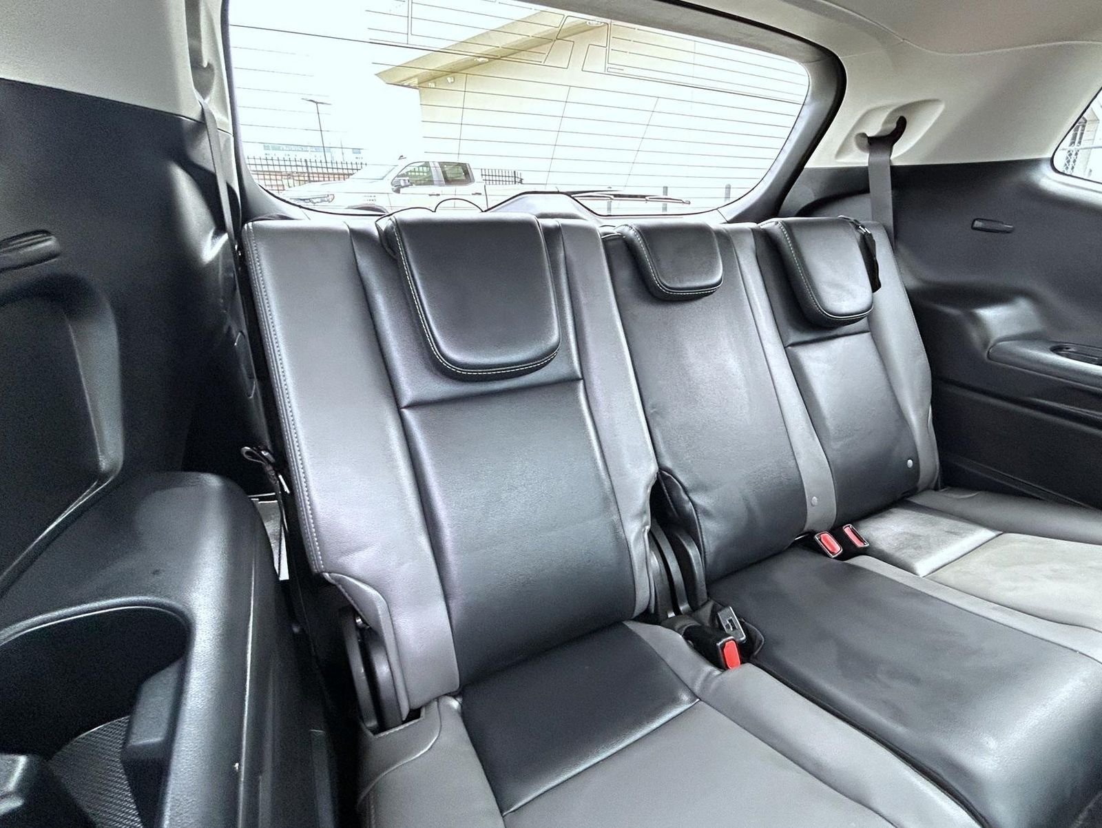 Used 2024 Gray Subaru Onyx Edition image 21