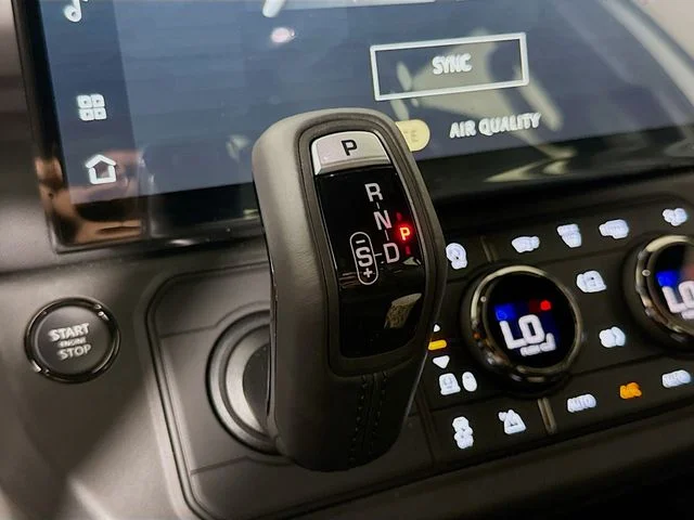 New 2026 Borasco Grey Land Rover  OCTA image 19