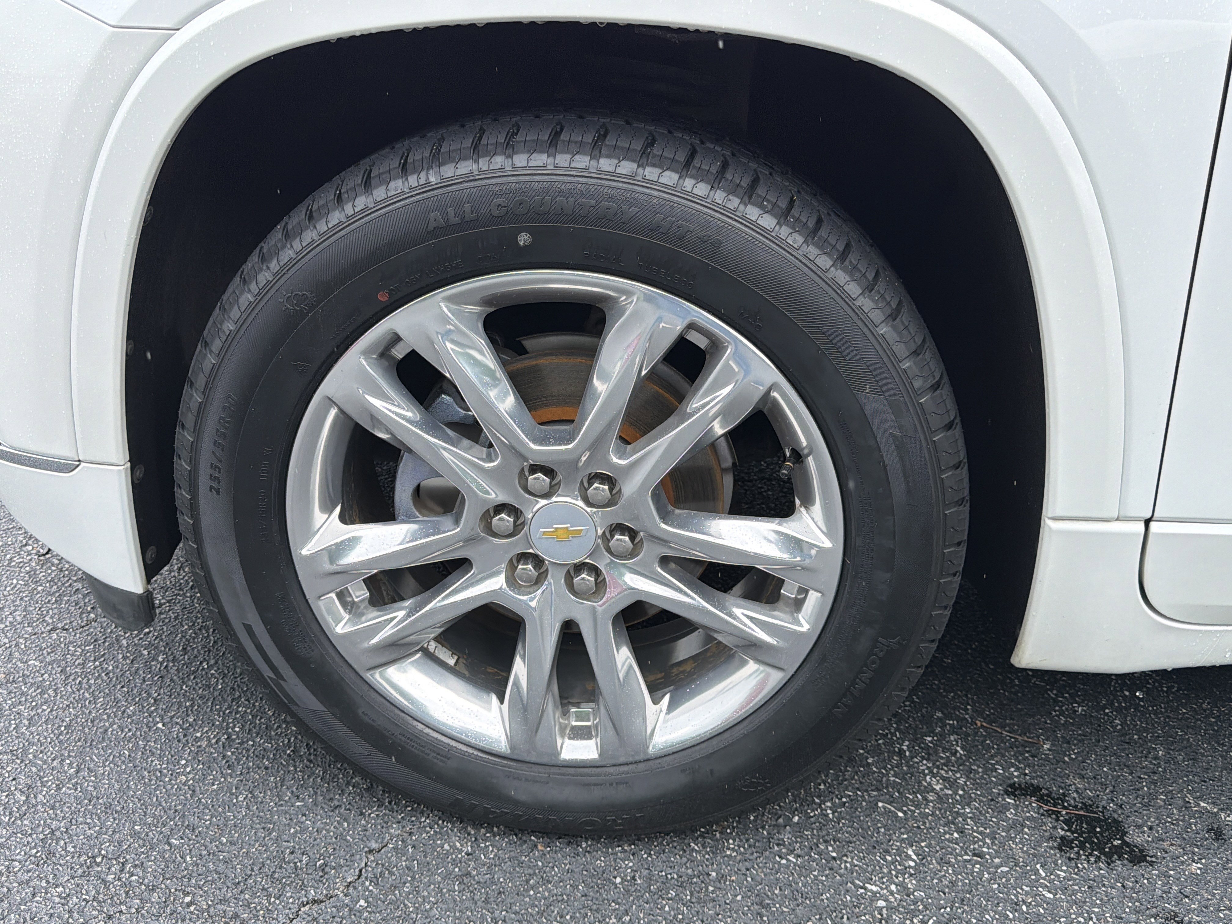 Used 2020 IRIDESCENT PEARL TRICOAT Chevrolet High Country image 11