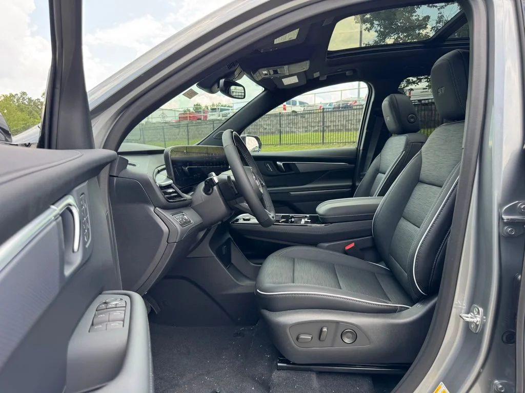 2025 Buick Enclave Sport Touring - Photo 19