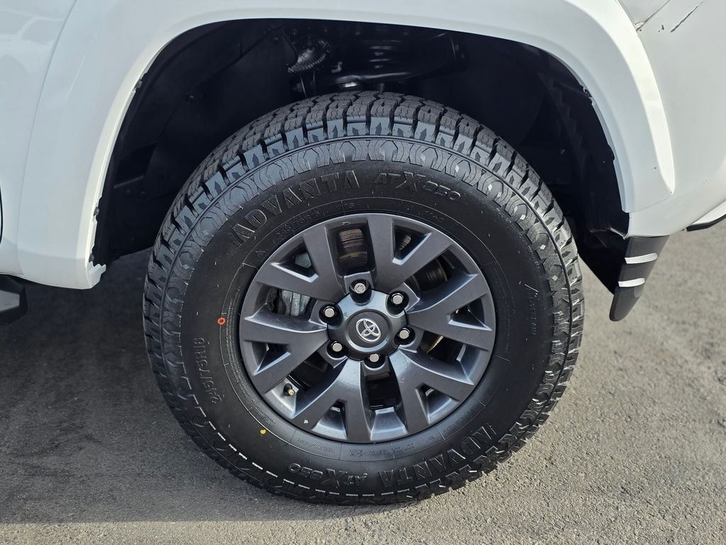 2023 Toyota Tacoma SR5 - Photo 8