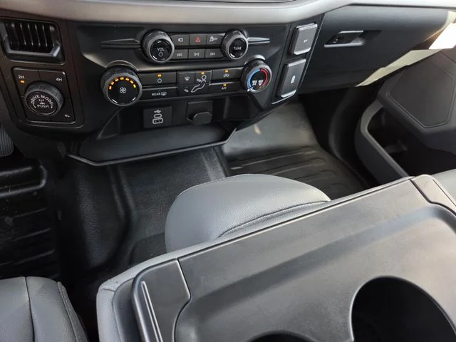 New 2026 Oxford White Ford XL image 30