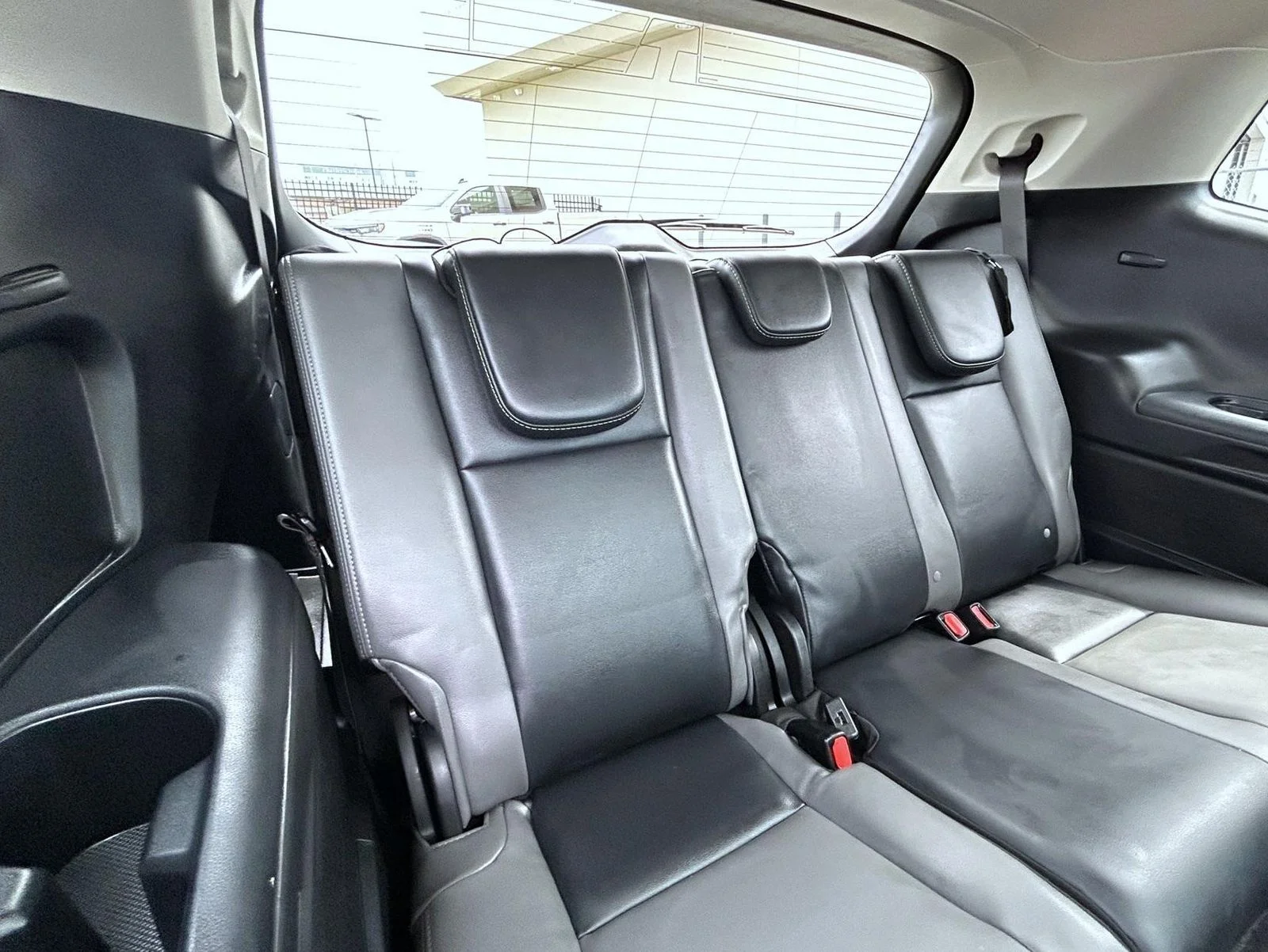 Used 2024 Gray Subaru Onyx Edition image 21