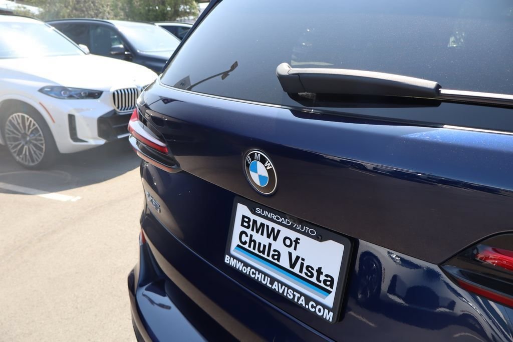Used 2024 Blue BMW sDrive40i image 34