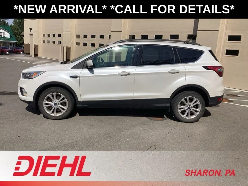 Used 2017 White Ford SE image 4