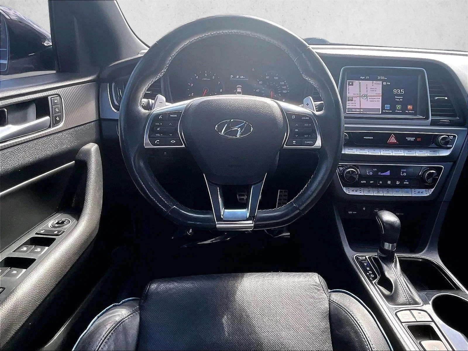 Used 2018 Phantom Black Hyundai Limited image 7
