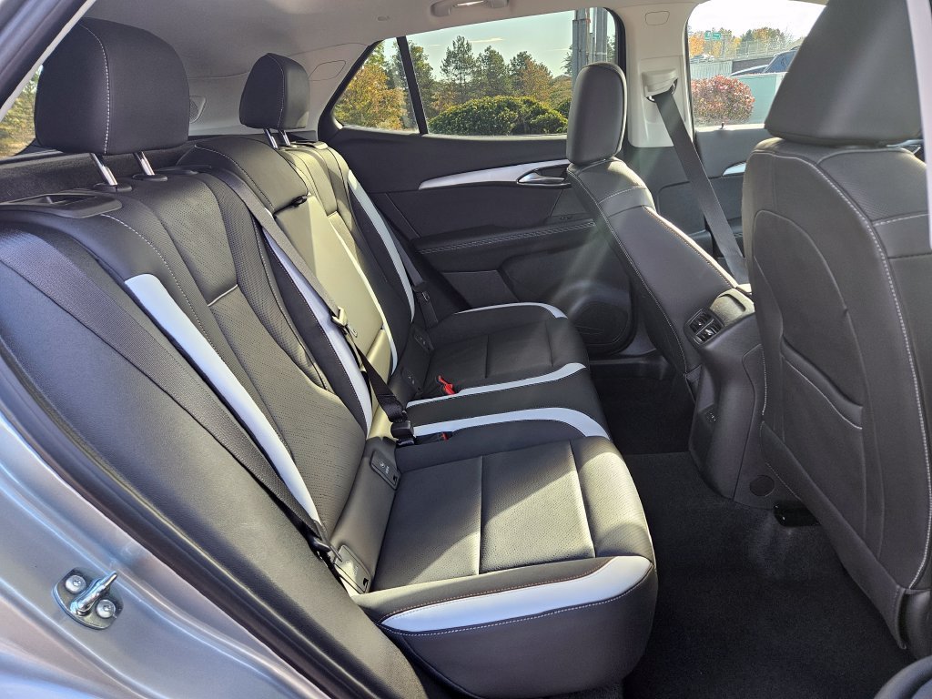 2025 Buick Envision Sport Touring - Photo 15