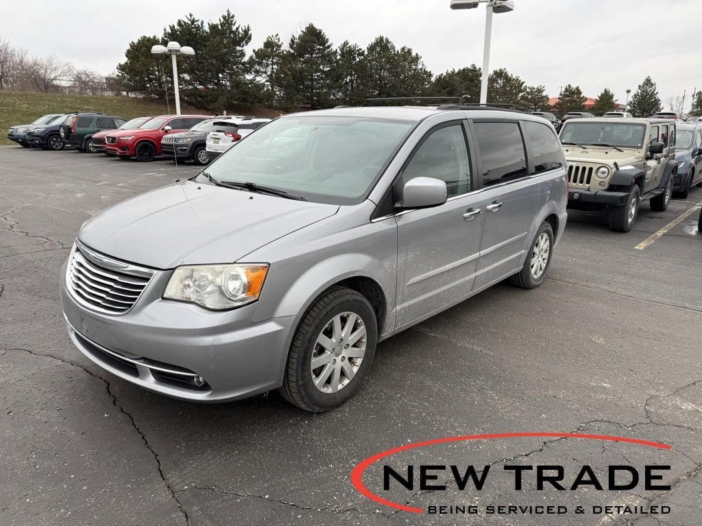 2014 Chrysler Town & Country Touring