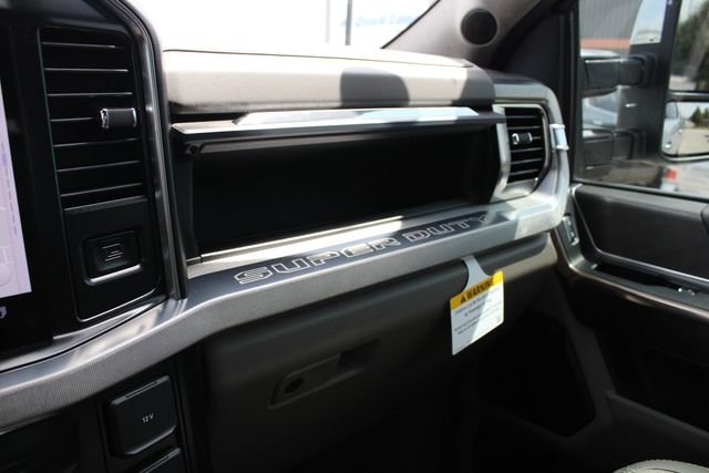 New 2026 Glacier Gray Metallic Tri-Coat Ford Platinum image 20