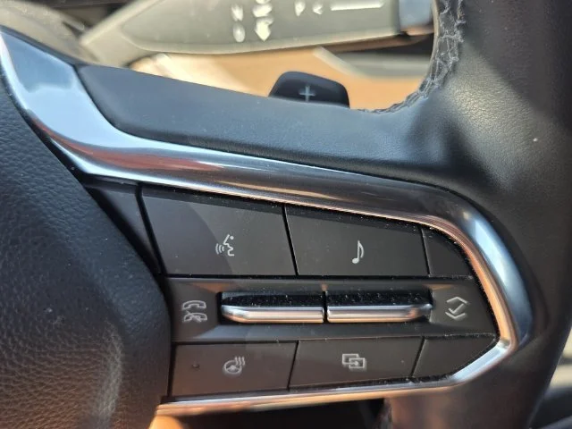 Used 2025 Beige Chevrolet High Country image 25