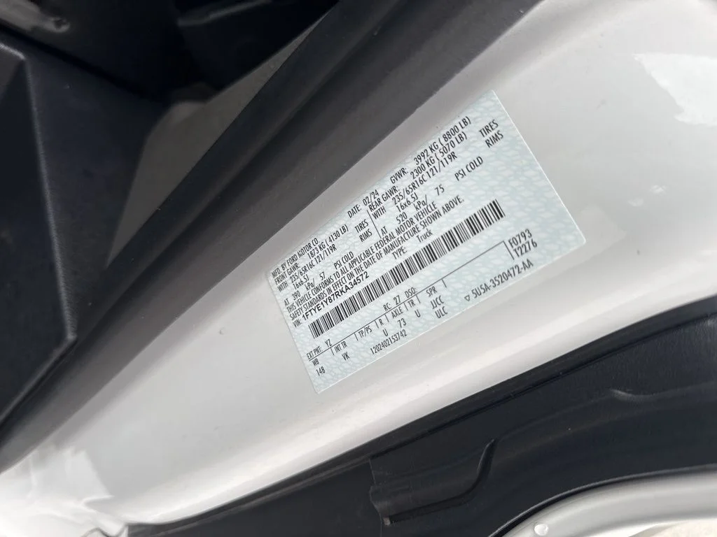 Used 2024 White Ford Base image 28