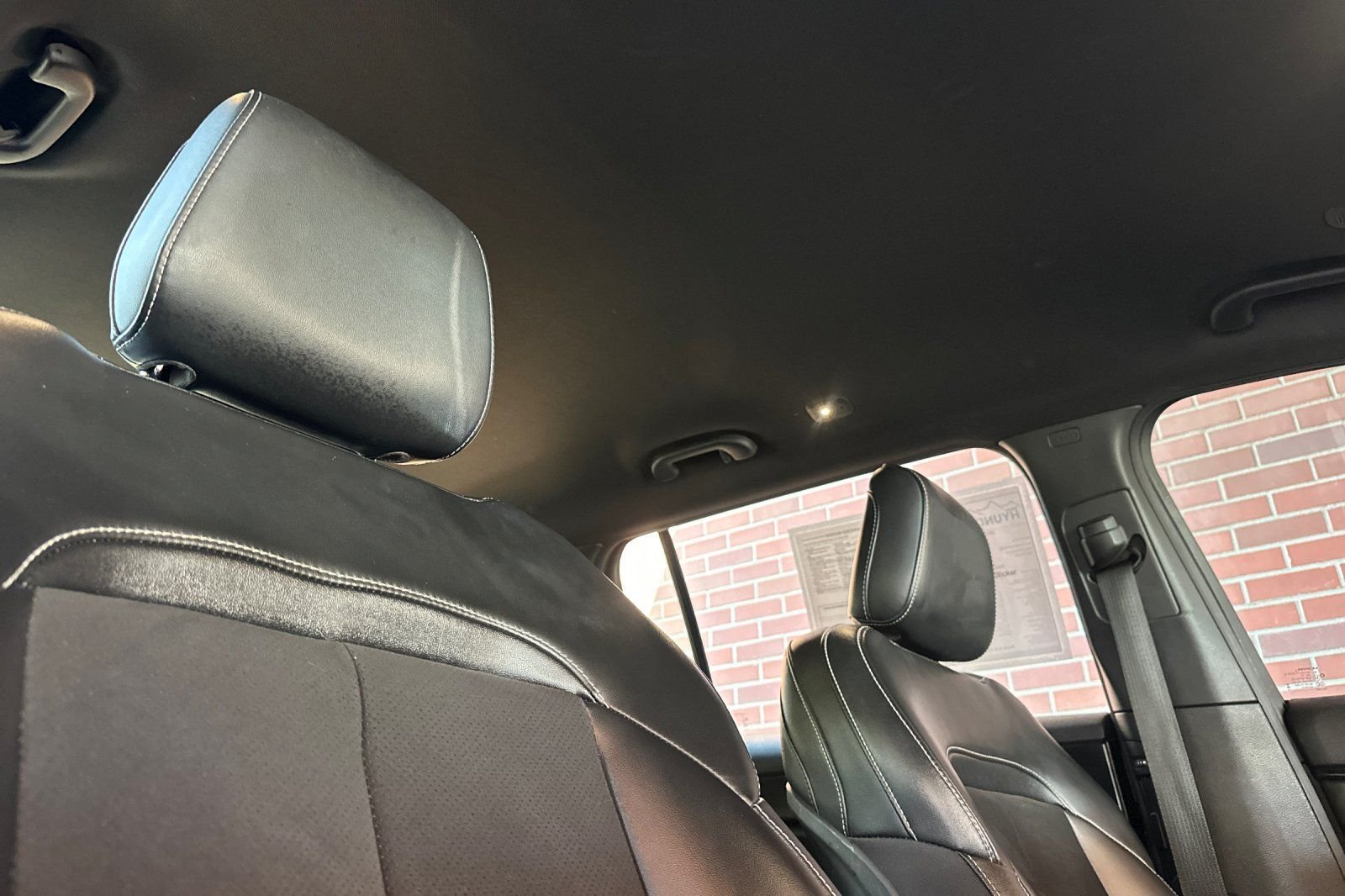Used 2023 Gray Jeep Altitude image 23