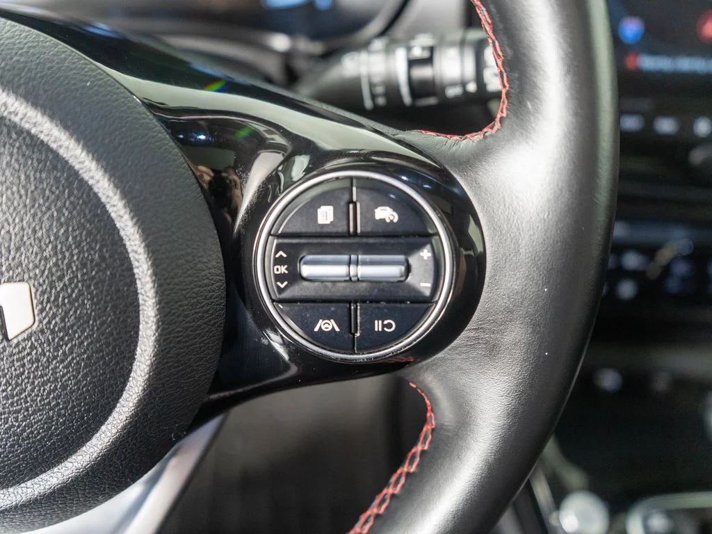 Used 2023 Black Kia GT-Line image 17