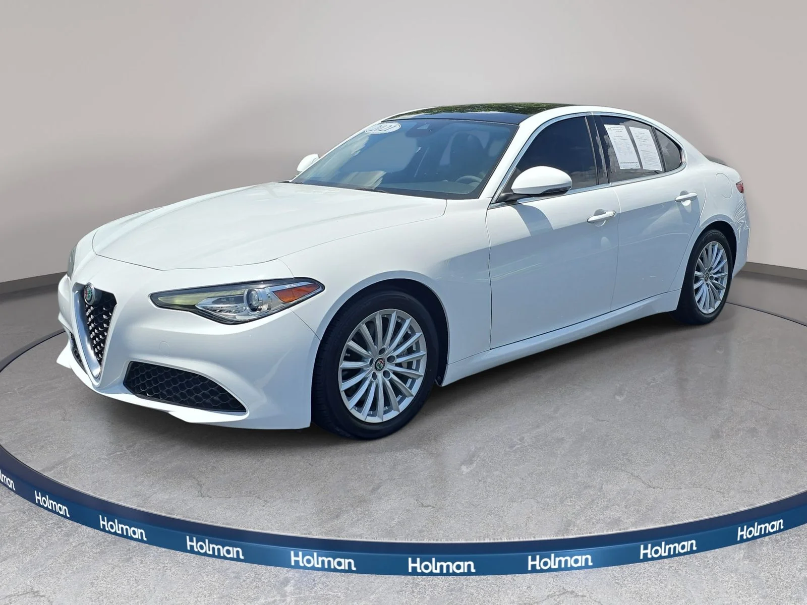 Used 2021 White Alfa Romeo Sprint image 1