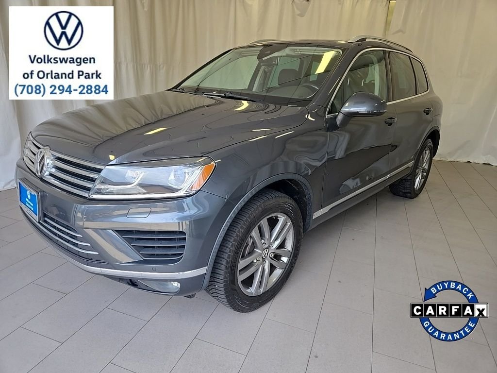 Used 2016 Gray Metallic Volkswagen VR6 FSI image 1