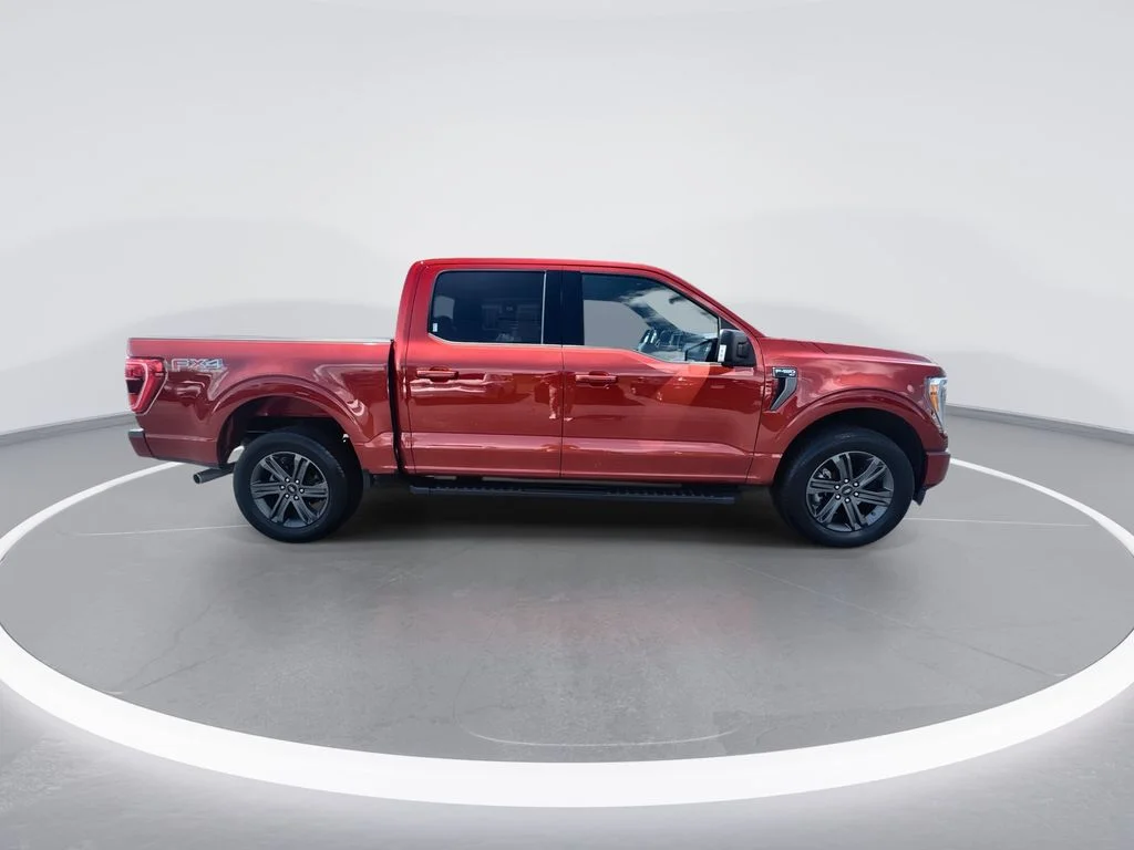 Used 2023 Red Ford XLT image 9