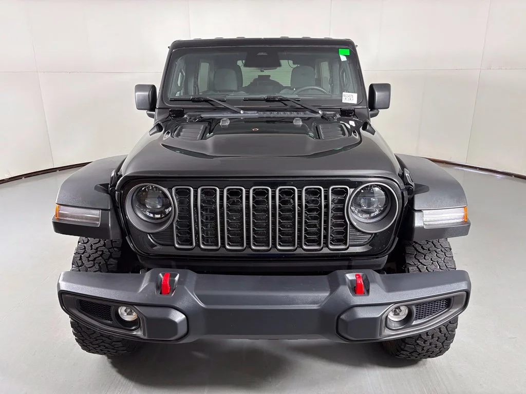 Used 2025 Black Jeep Rubicon image 3