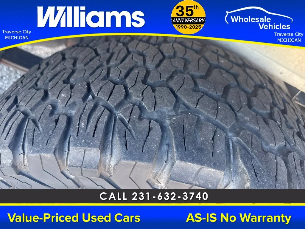 Used 2016 Ingot Silver Ford XLT image 21