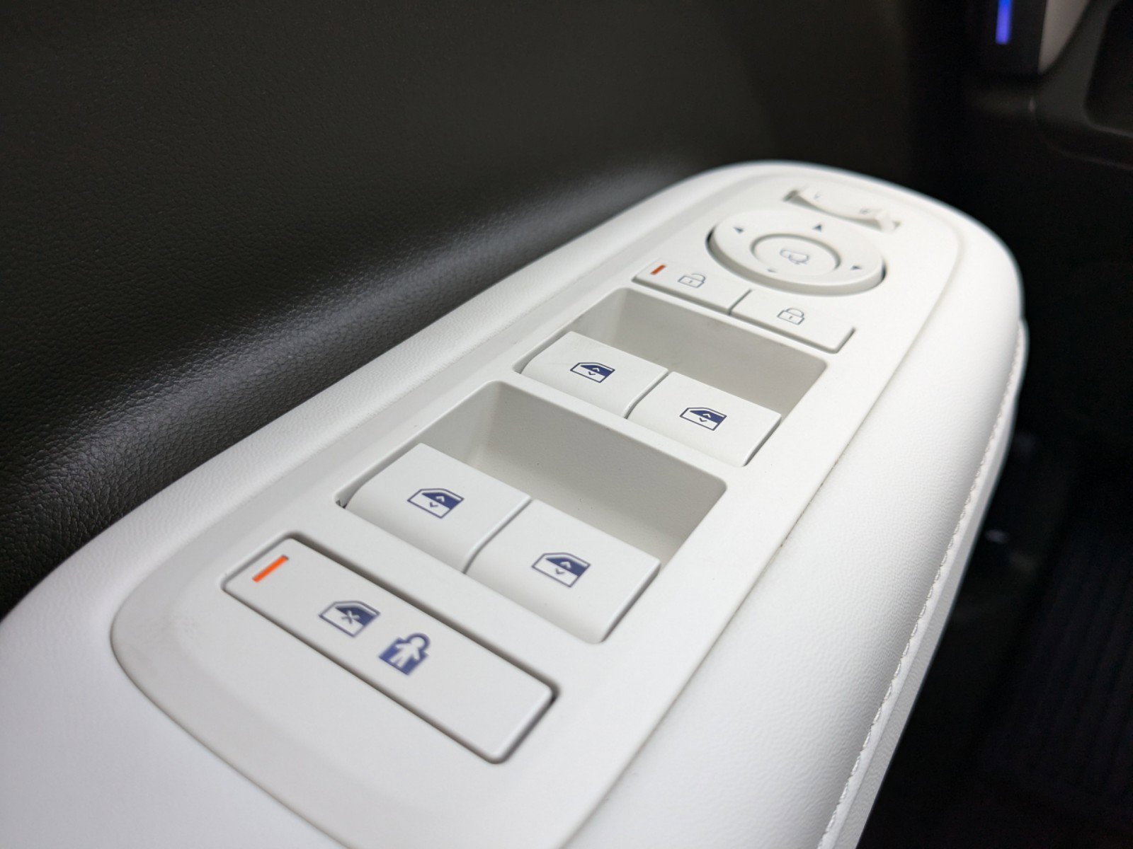 2025 Hyundai Santa Fe Calligraphy - Photo 20