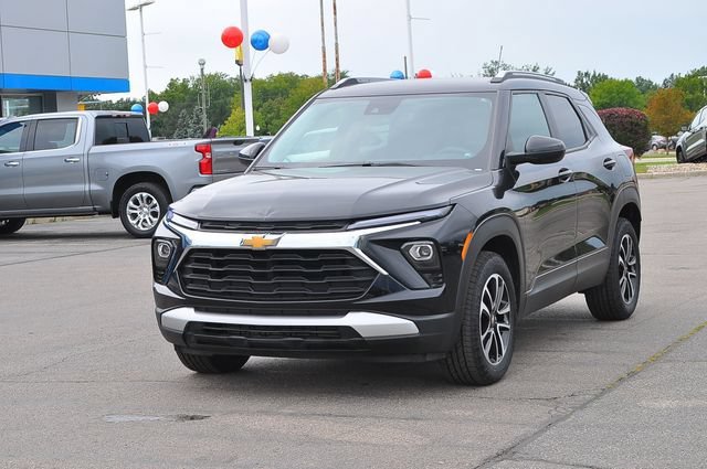 Used 2024 Mosaic Black Metallic Chevrolet LT image 7