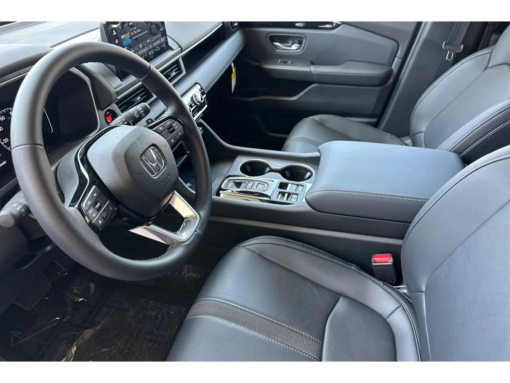 2025 Honda Pilot Touring - Photo 11