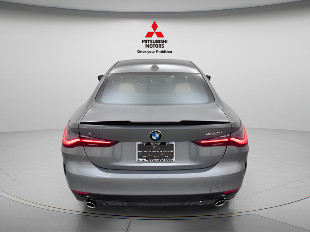 Used 2026 Gray Metallic BMW 430i xDrive image 5