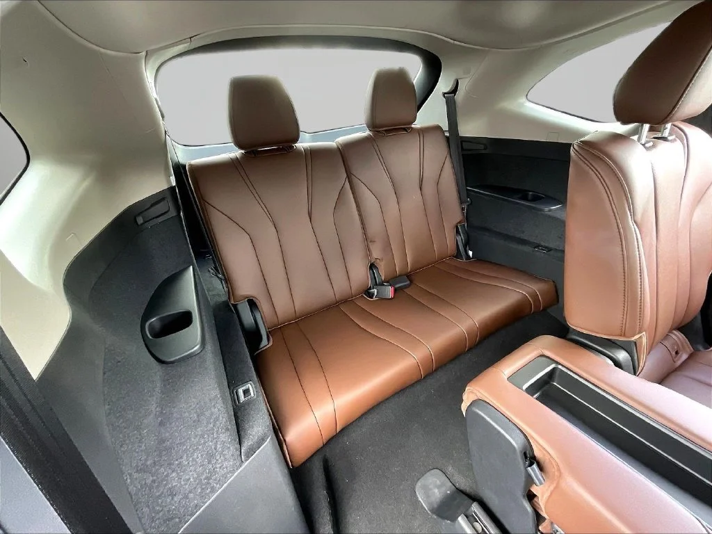 Used 2023 Black Acura Technology image 27