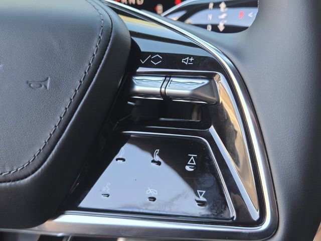 2025 Cadillac LYRIQ Luxury 3 - Photo 21